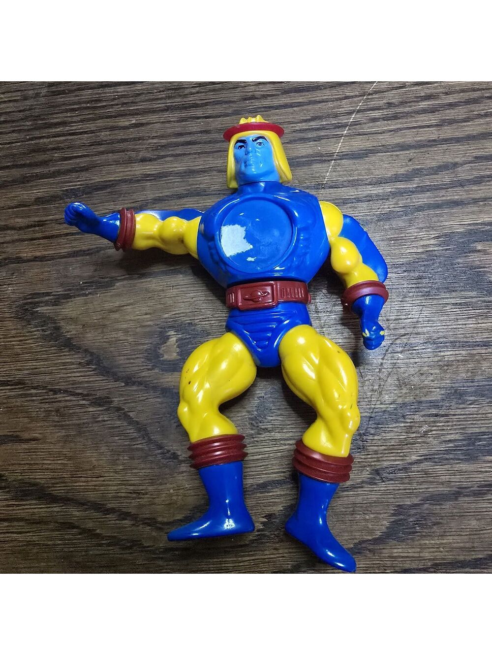 Vintage 1984 Mattel MOTU Sy-Klone He-Man Action Figure Missing Chest Shield Toy